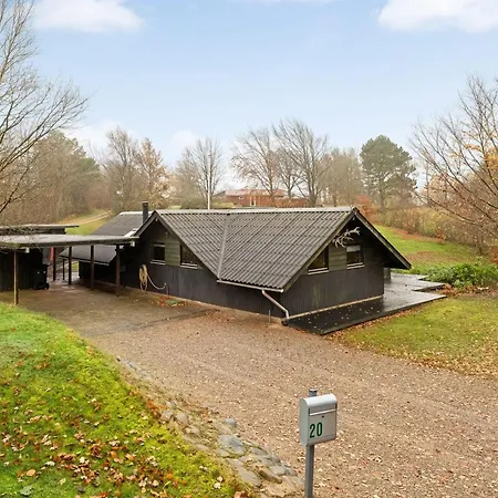 Jantje - 500m To The Fjord By Interhome *