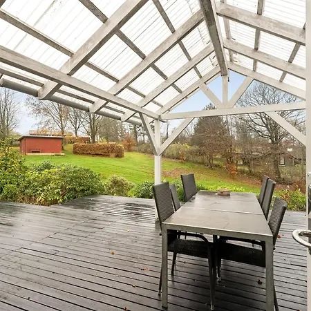Jantje - 500m To The Fjord By Interhome Feriehus